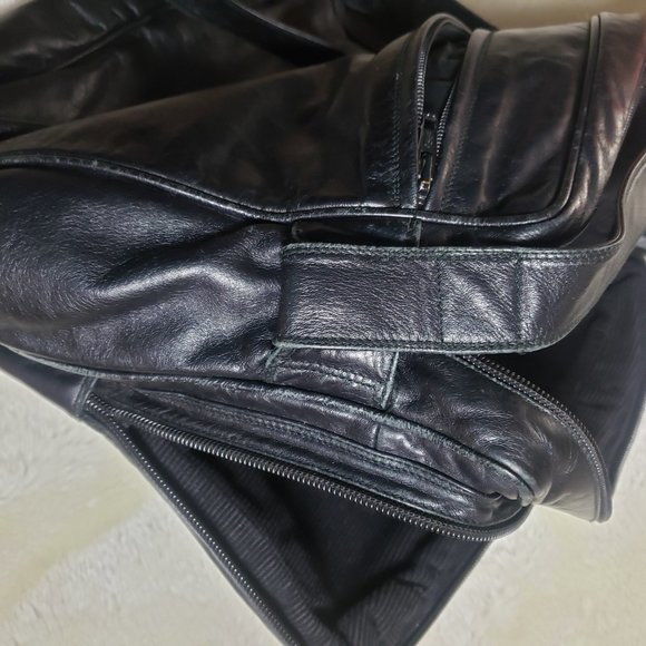 Vintage "ENVY" Italy black crossbody purse - Picture 9 of 16